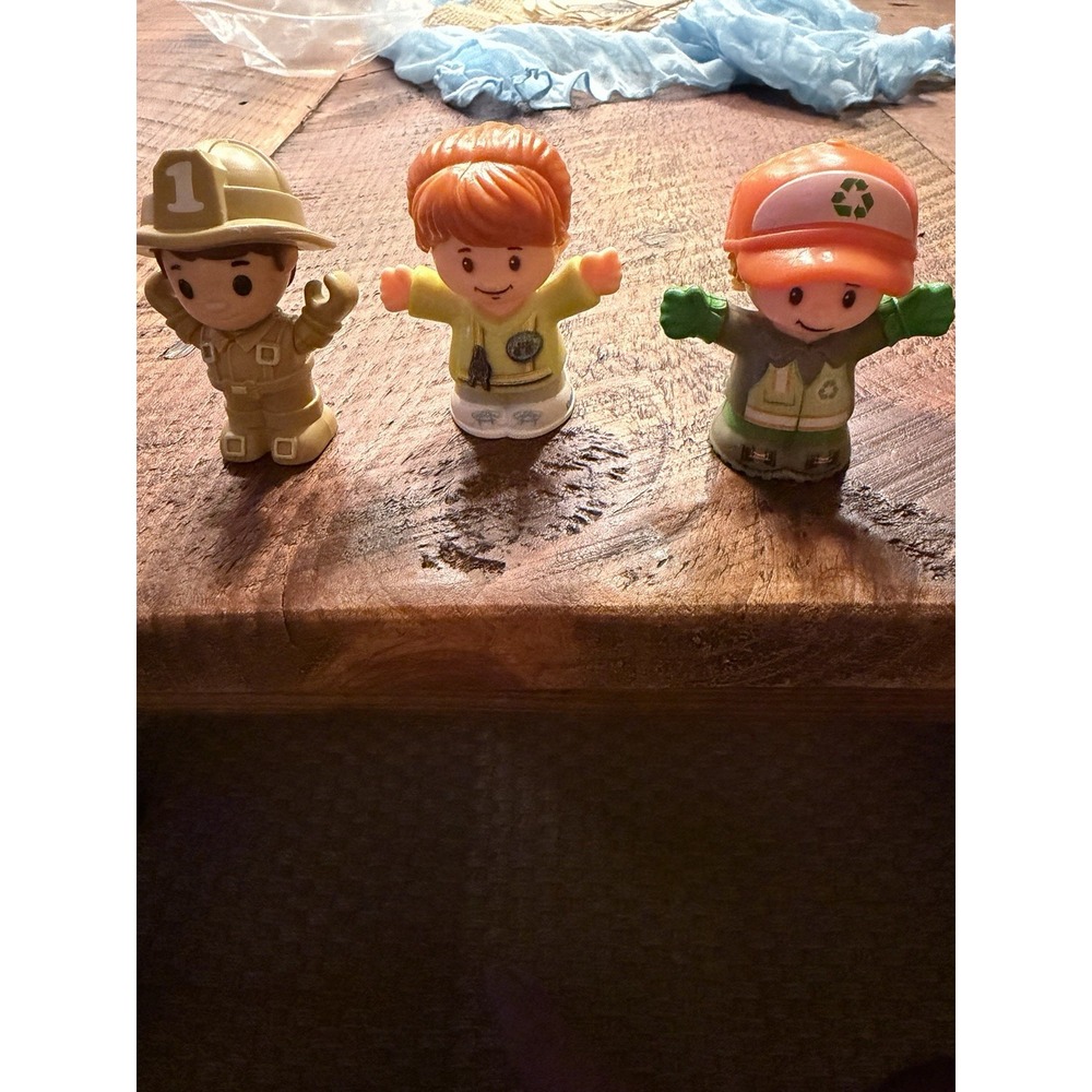 Little people Lot Orange Hat Trash Man, Wendy The Bus Driver, Zookeeper Ranger